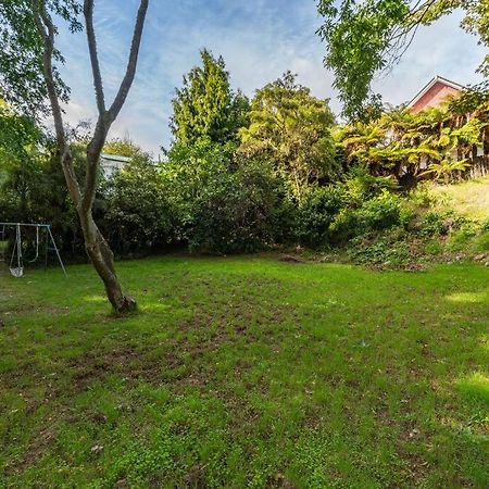 Charming Hideaway Villa Taupo Exterior photo